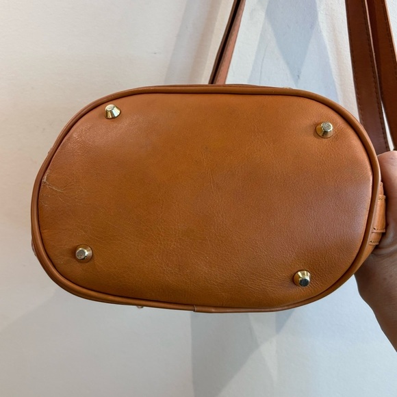 VALENTINA Shoulder Bag 2 Toned Leather Slouchy Zipper Closure Multiple Pockets - Picture 9 of 16